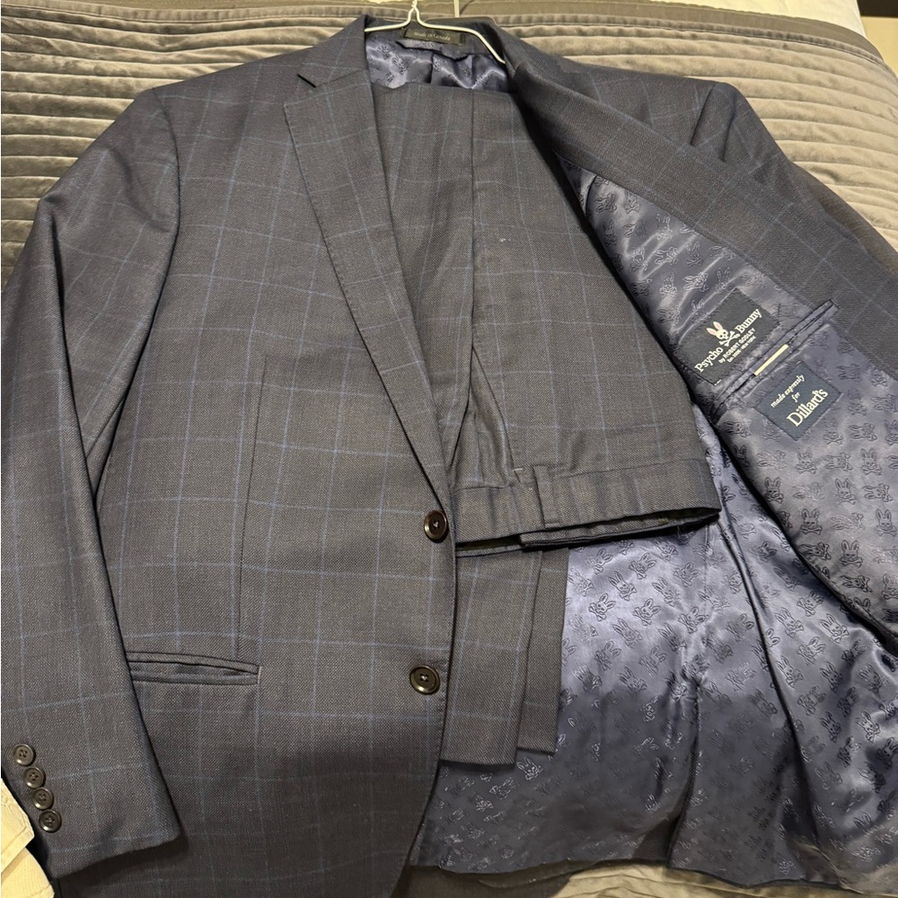 Psycho Bunny suits 
46R